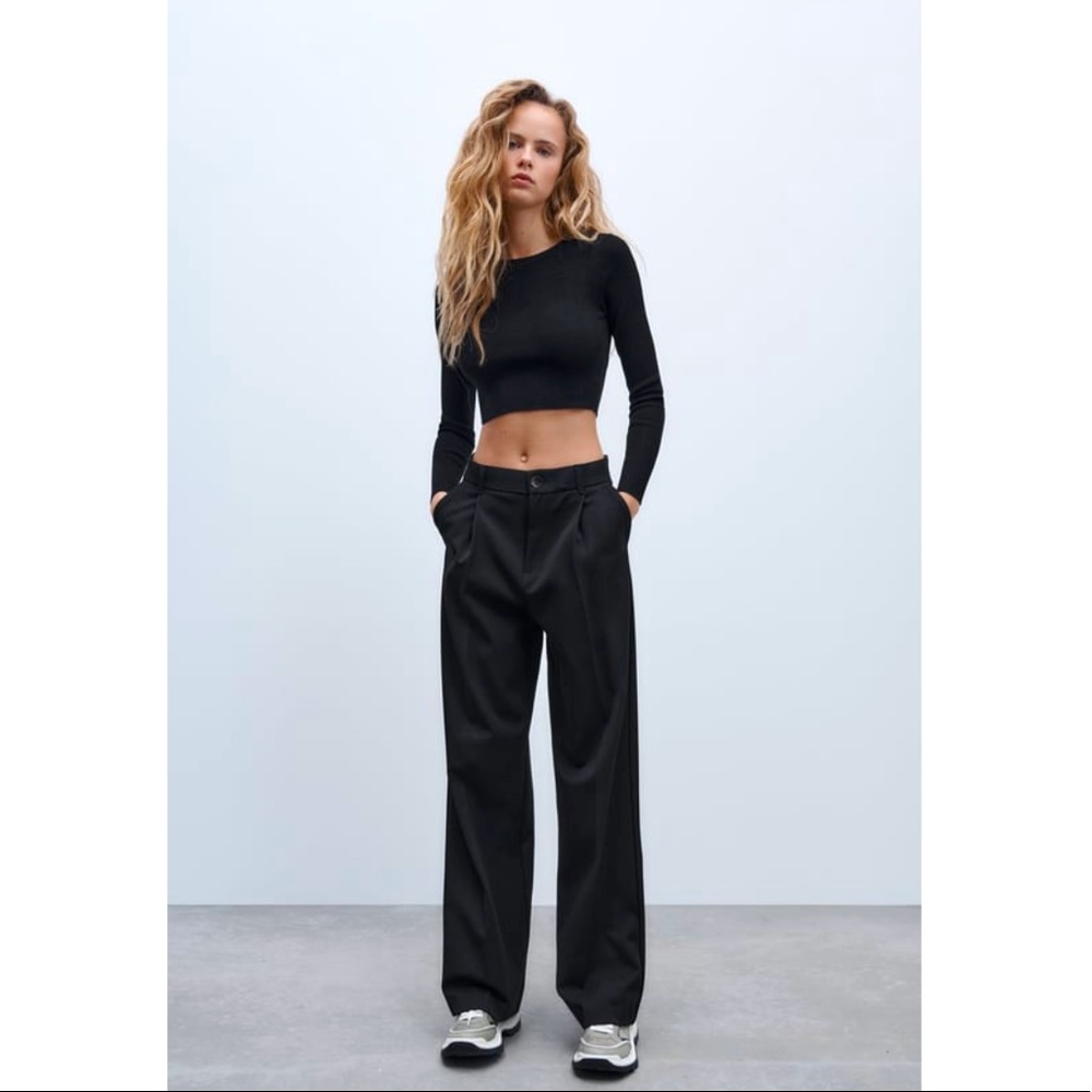 Zara Straight Leg, Fitted Black Pants
